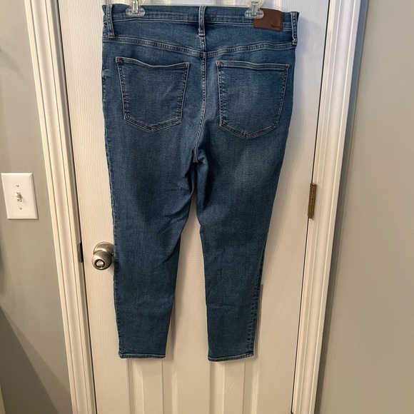 MADEWELL 9” MID RISE SKINNY CROP JEANS - Picture 7 of 10